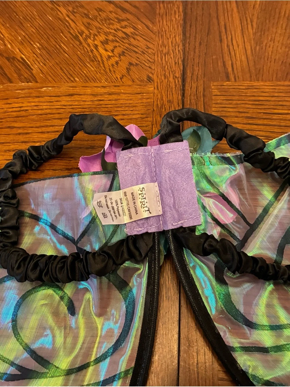 Spirit Dark Fairy Wings in Iridescent Green and Black - Picture 6 of 7